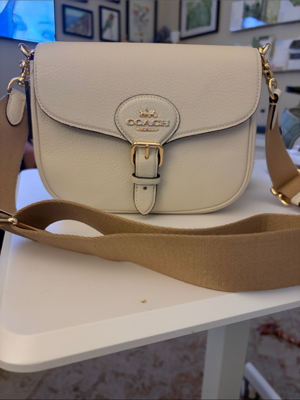 AMELIA SADDLE BAG IN WHITE with crossbody strap